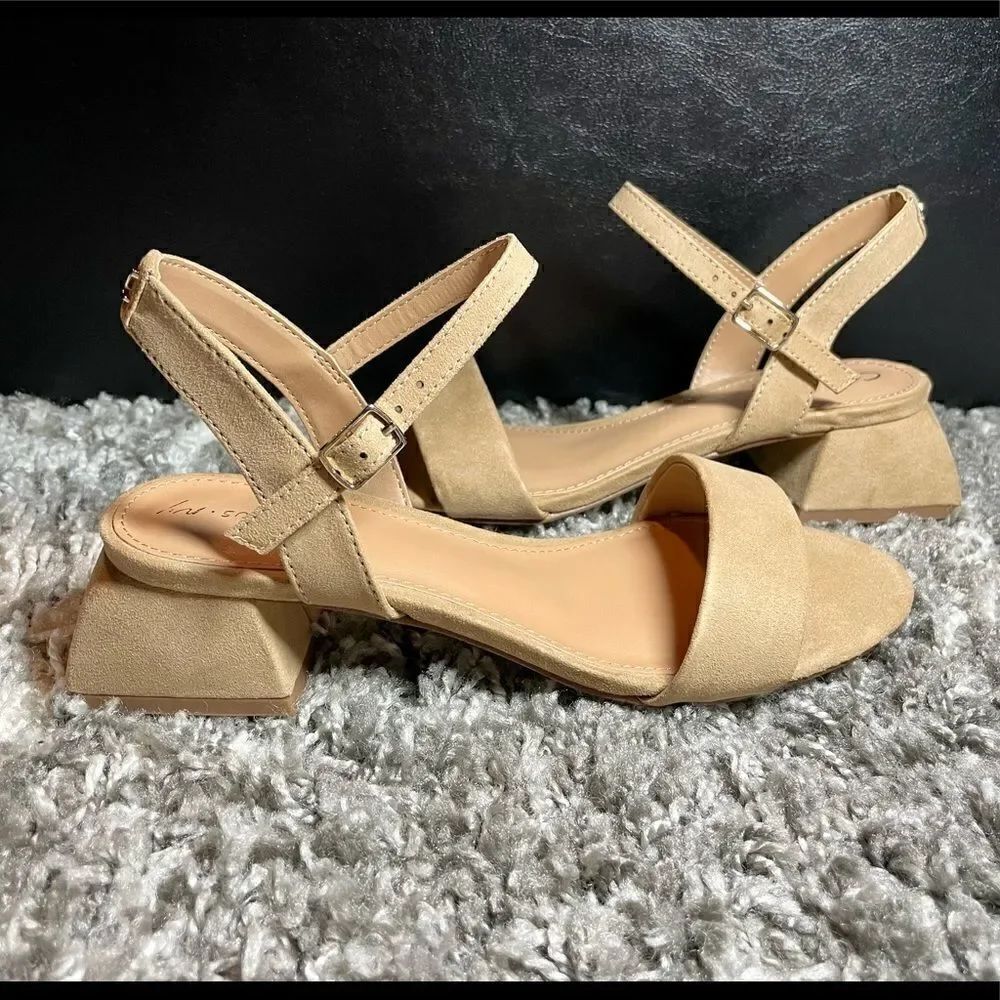 NIB Sam Edelman Irina Heels